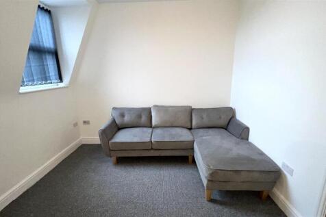 Lounge 1.jpeg
