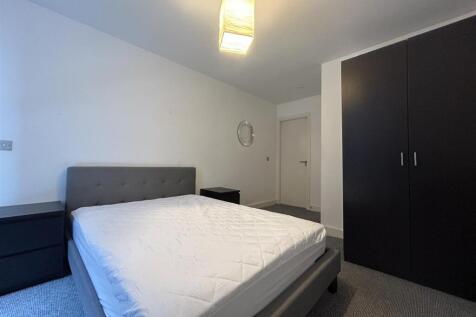 1st Bedroom (2).jpeg