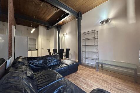 Livingroom (3).jpeg