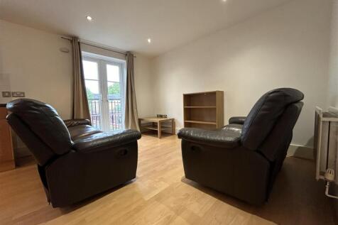 Livingroom.jpeg