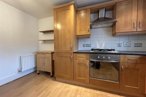 Kitchen (2).jpeg