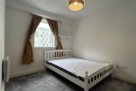 2nd Bedroom (3).jpeg