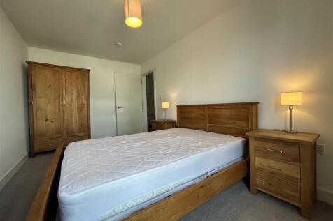 Bedroom (2).jpeg