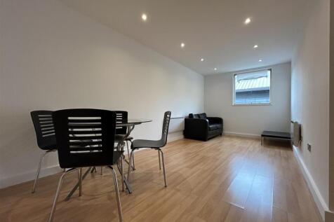 Livingroom.jpeg