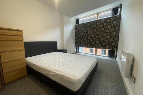 1st bedroom.jpeg