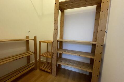 Walk in wardrobe.jpeg