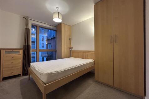 2nd Bedroom (2).jpeg