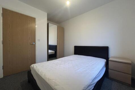 2nd Bedroom (2).jpeg