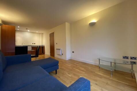 Livingroom (6).jpeg
