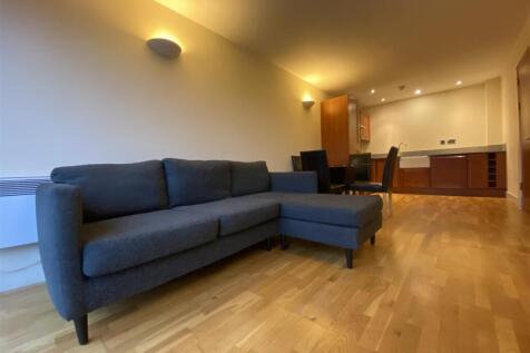 Livingroom (8).jpeg