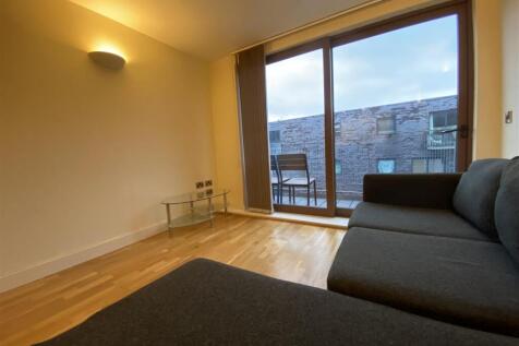 Livingroom (10).jpeg