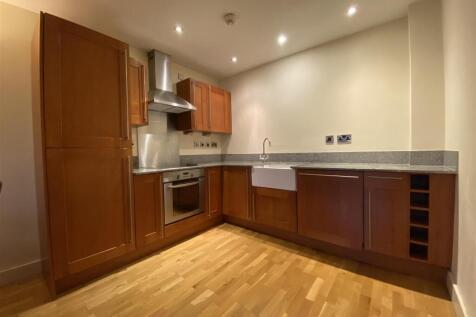 Kitchen (2).jpeg