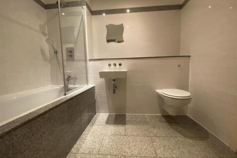 Bathroom.jpeg