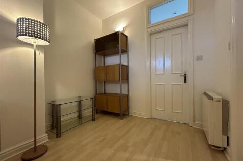 Livingroom (4).jpeg