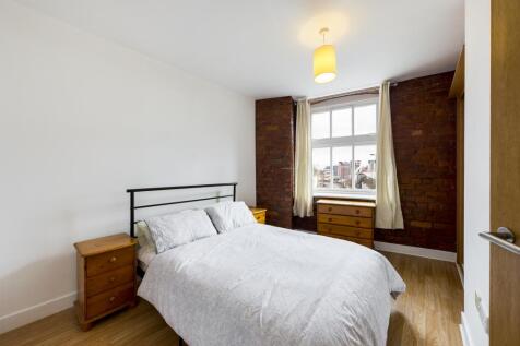 PH208 BEDROOM TWO
