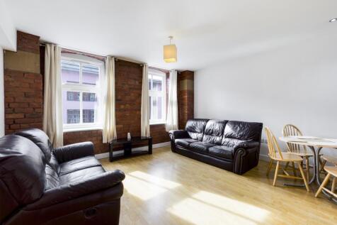 PH208 - LIVING ROOM
