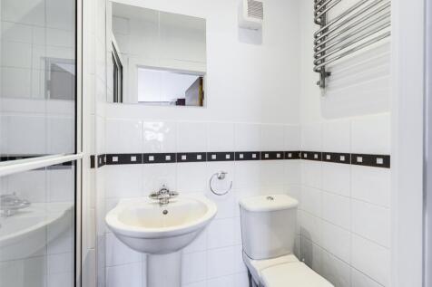 PH208 EN-SUITE