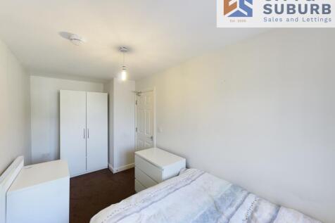 HPR130A Bedroom 1 (2)