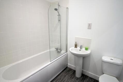 MT01F3_Bathroom