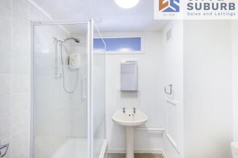 LG91 Bathroom (2)