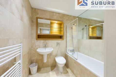 SAQ04F23-Bathroom