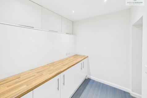 HR204 Marketing Image (2)