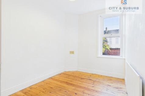 CAM01351G0-PR0194-STILL007