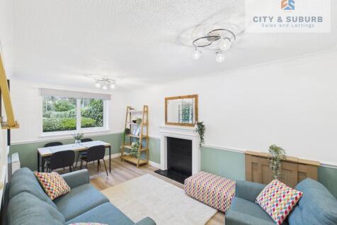 CAM01351G0-PR0196-STILL013