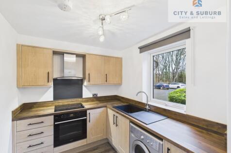 CAM01351G0-PR0196-STILL016