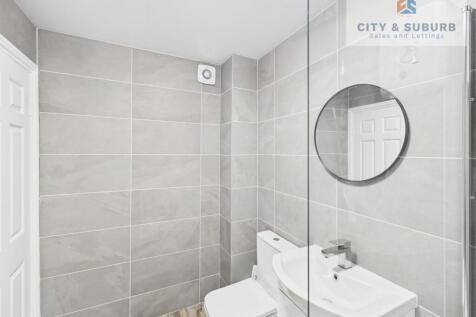 CAM01351G0-PR0196-STILL012