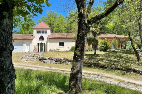 Property Image 1