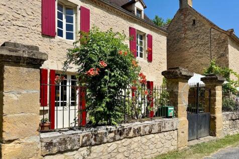 Property Image 4