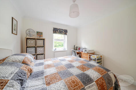 eb4f72ea-8deb-425...