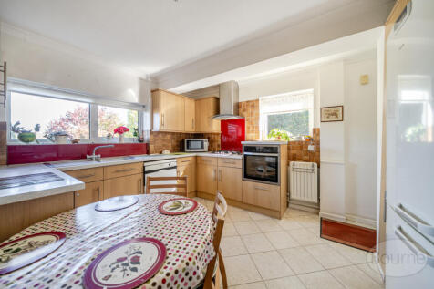 09274219-f06e-495...