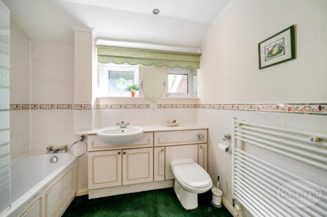 5f165d5d-d8f7-409...