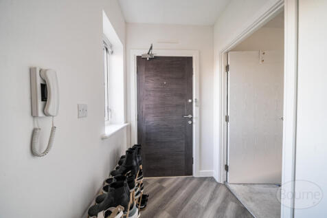 c9b76fd9-fd40-451...