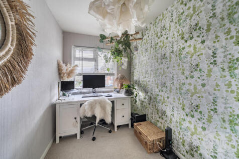 e89d06a6-35dc-484...