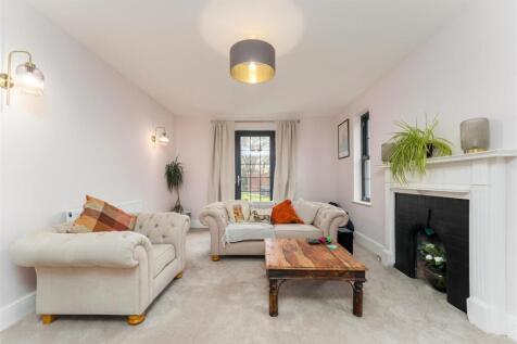 228ShirehamptonRoad-11.jpg