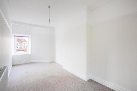 Bedroom 2.jpg