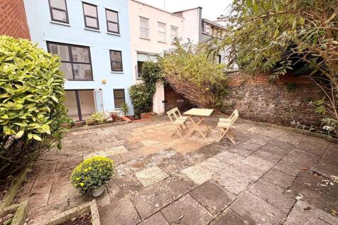 Garden3.jpg