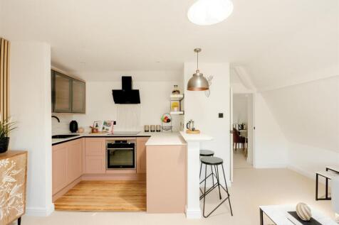 17mer kitchen.jpg