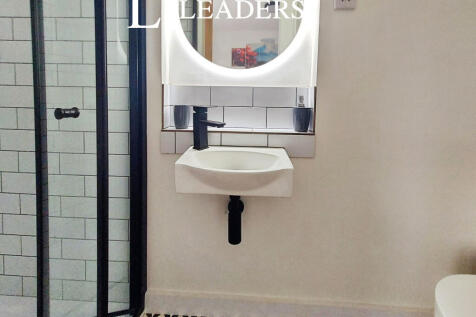 8149c686-Room 201 20