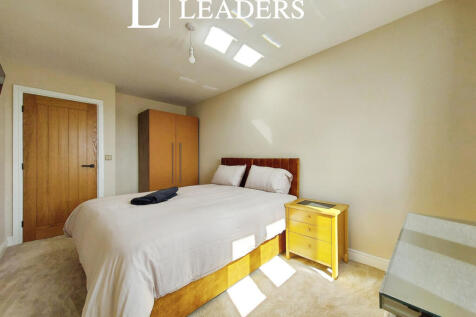 50e8841d-Room 202 20