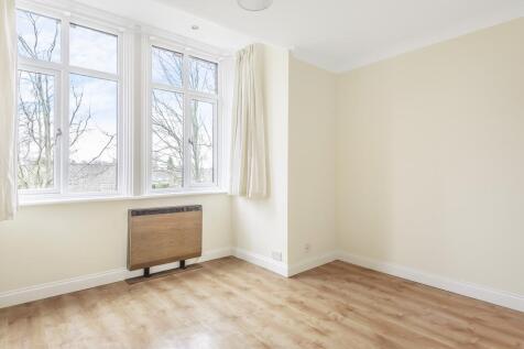 Living Area/Kitchen