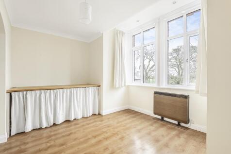 Living Area/Kitchen