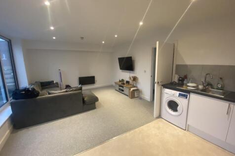 Living Room/Kitchen