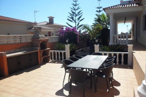 Barbecue &amp; Patio