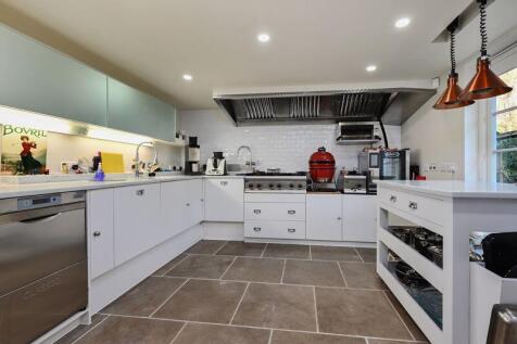 Professional kitchen