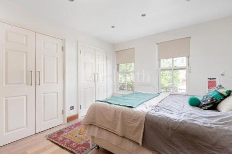 Byron Mews-8.jpg