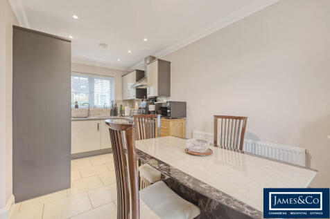 88woodlandsparkdr...